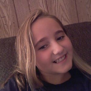 Meet your Posher, Isla